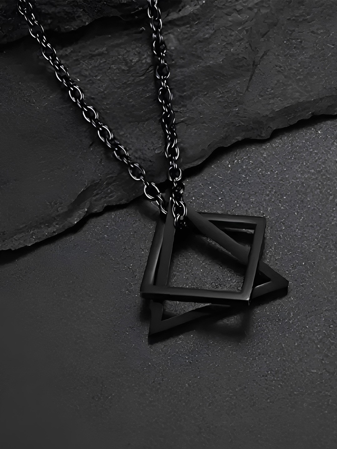 

KARISHMA KREATIONS Unisex Triangle Pendant With Chain, Black