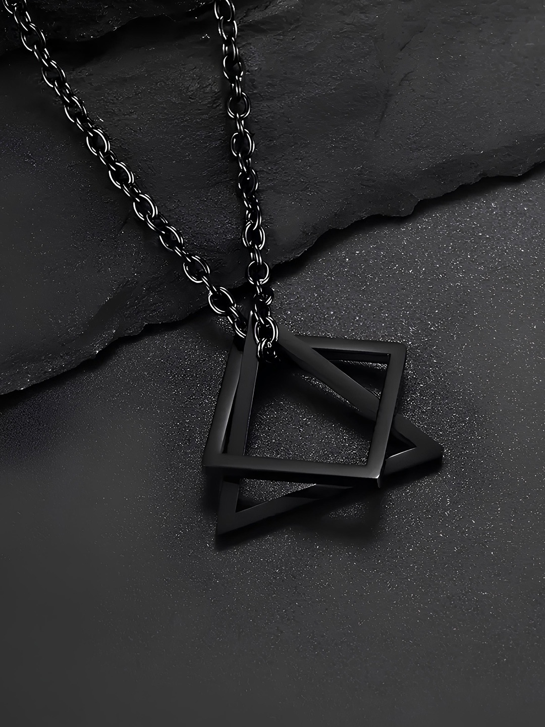 

KARISHMA KREATIONS Unisex Triangle Pendant With Chain, Black
