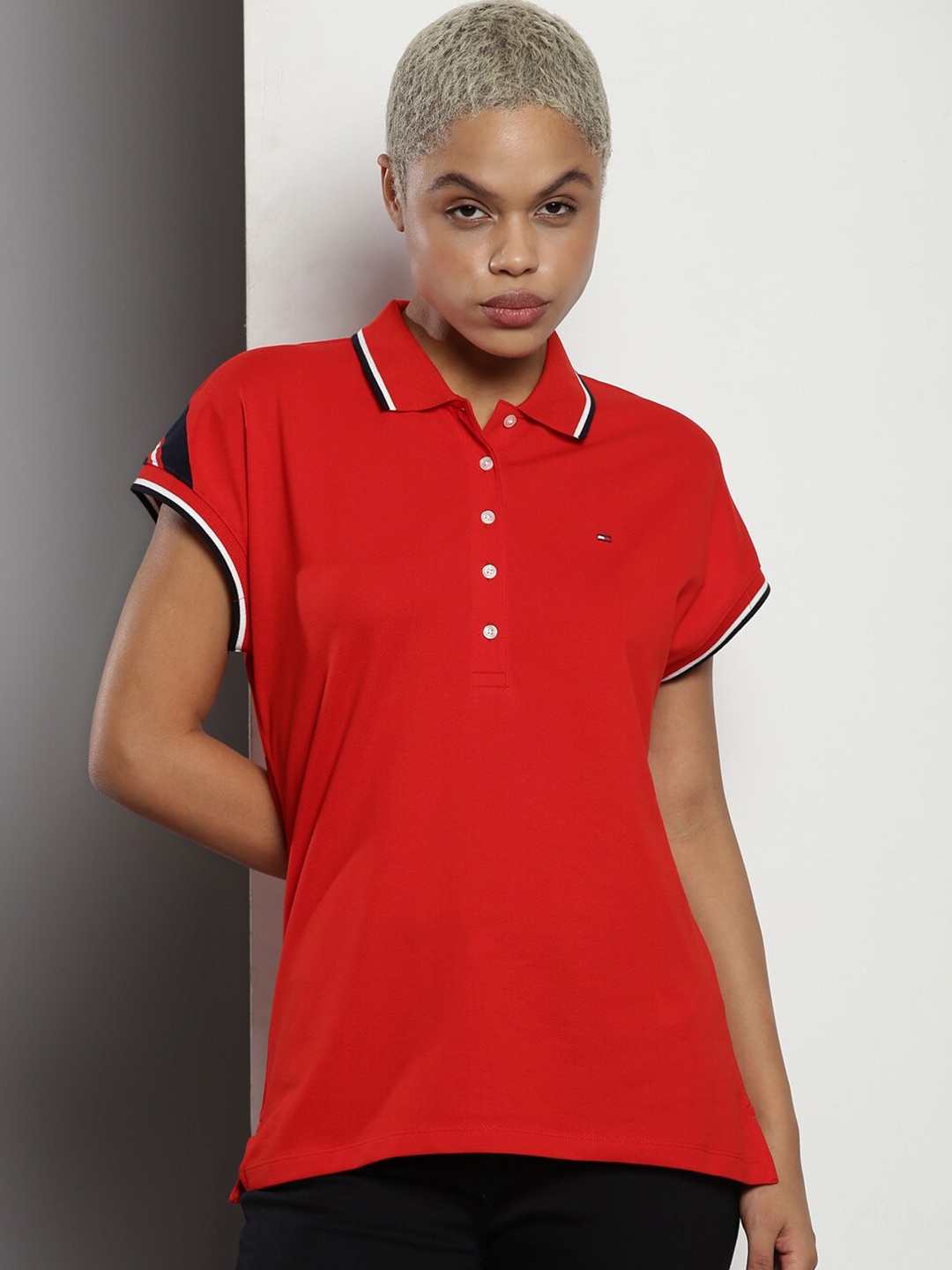 

Tommy Hilfiger Polo Collar Extended Sleeves T-shirt, Red