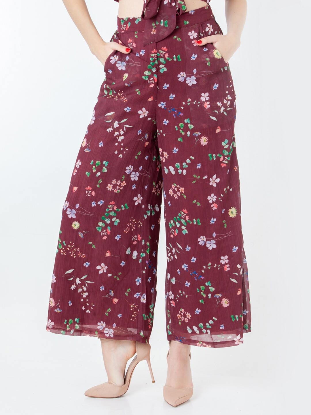 

Zink London Women Floral Printed Parallel Trouser, Maroon