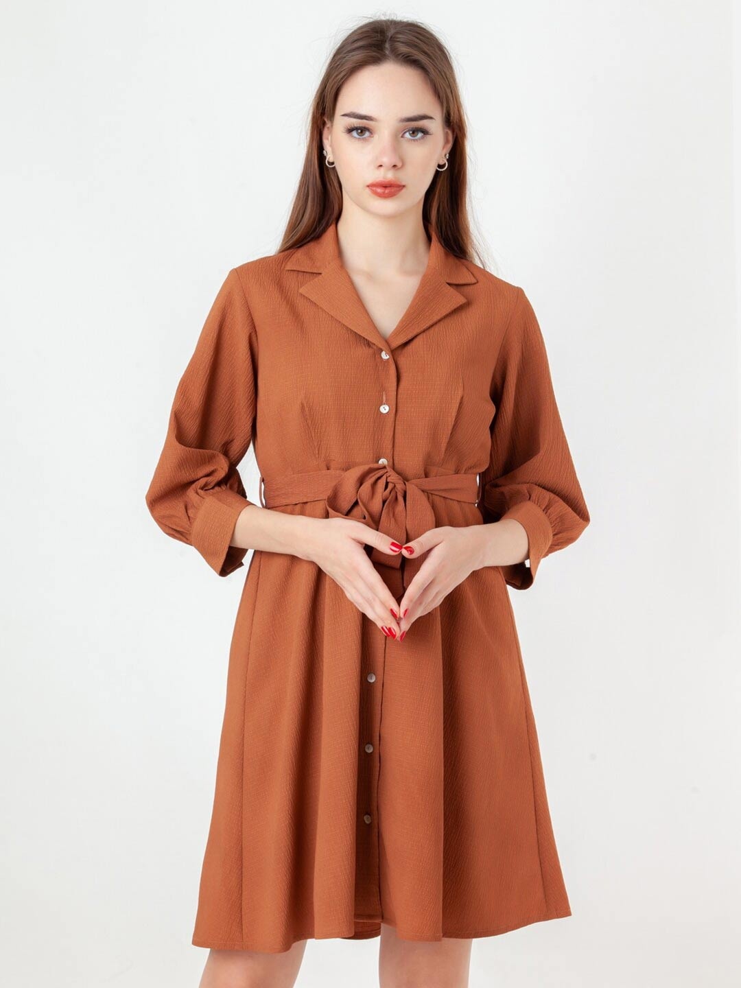 

Zink London Shirt Collor Cuffed Sleeves Shirt Drees, Brown