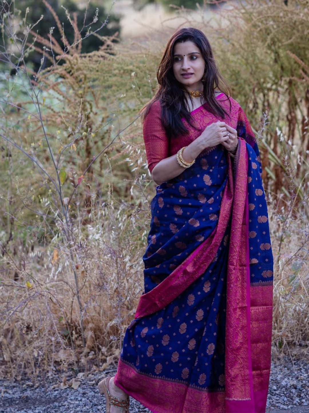 

bansari textiles Ethnic Motifs Woven Design Zari Pure Silk Banarasi Saree, Blue
