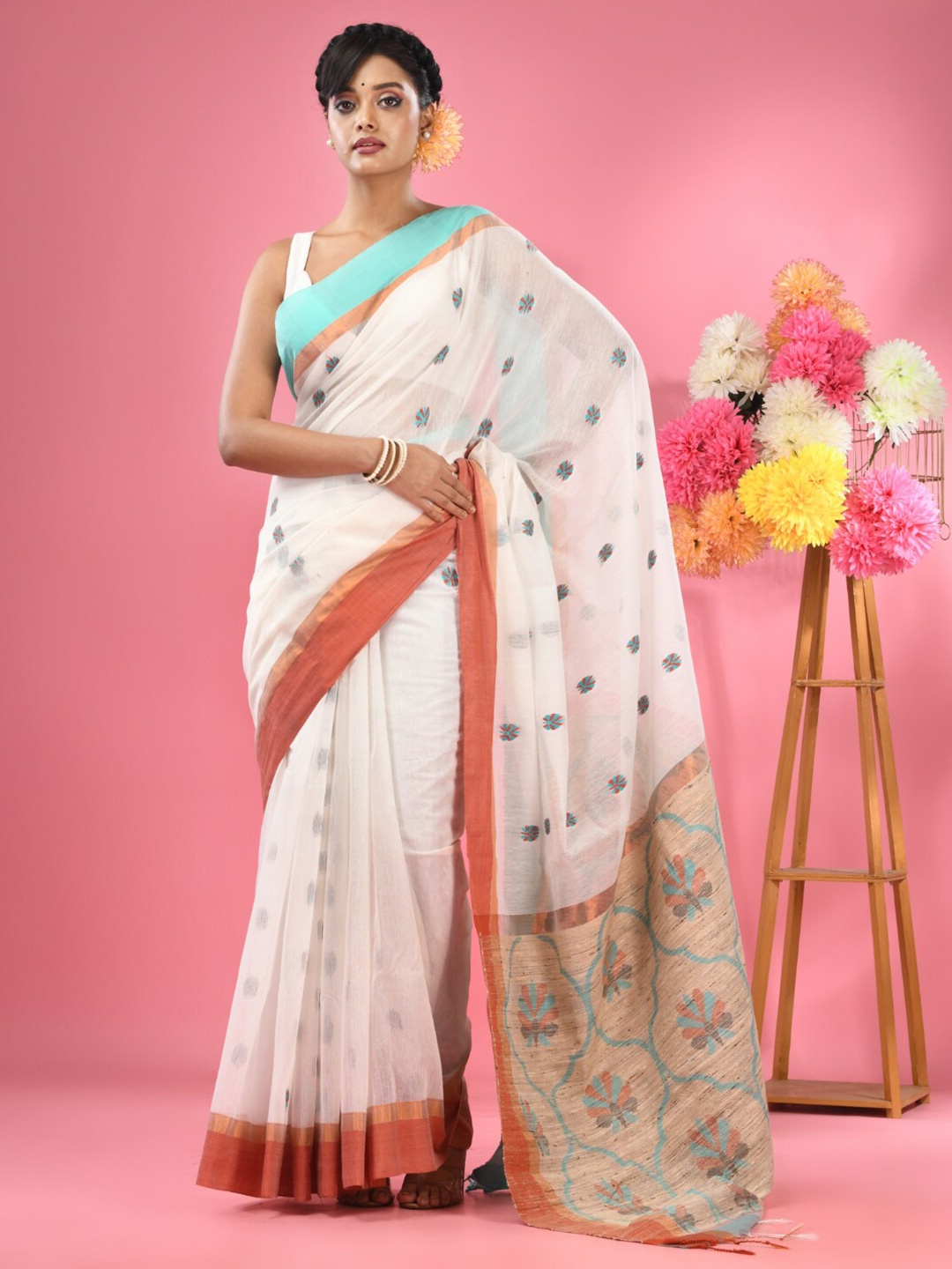 

Charukriti Ethnic Woven Design Pure Cotton Saree, White