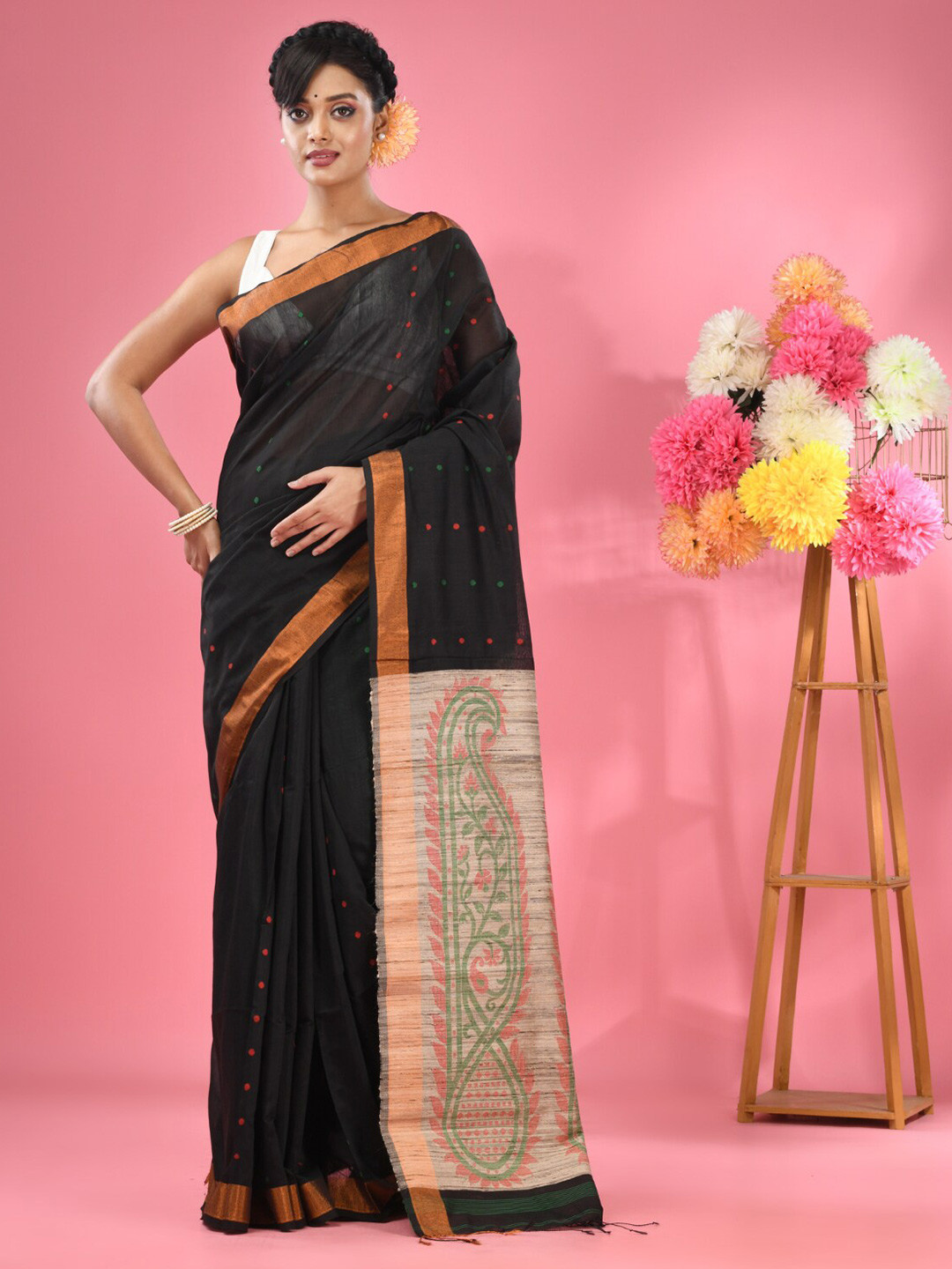 

Charukriti Ethnic Woven Design Zari Saree, Black