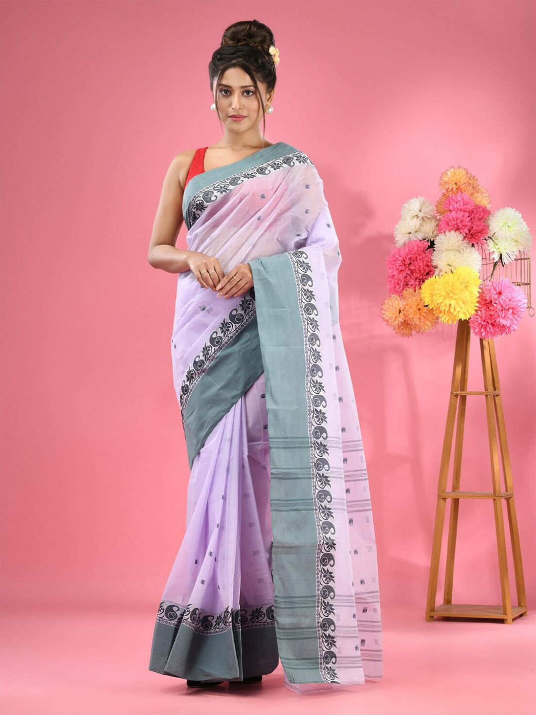 

Charukriti Ethnic Woven Design Pure Cotton Taant Saree, Violet