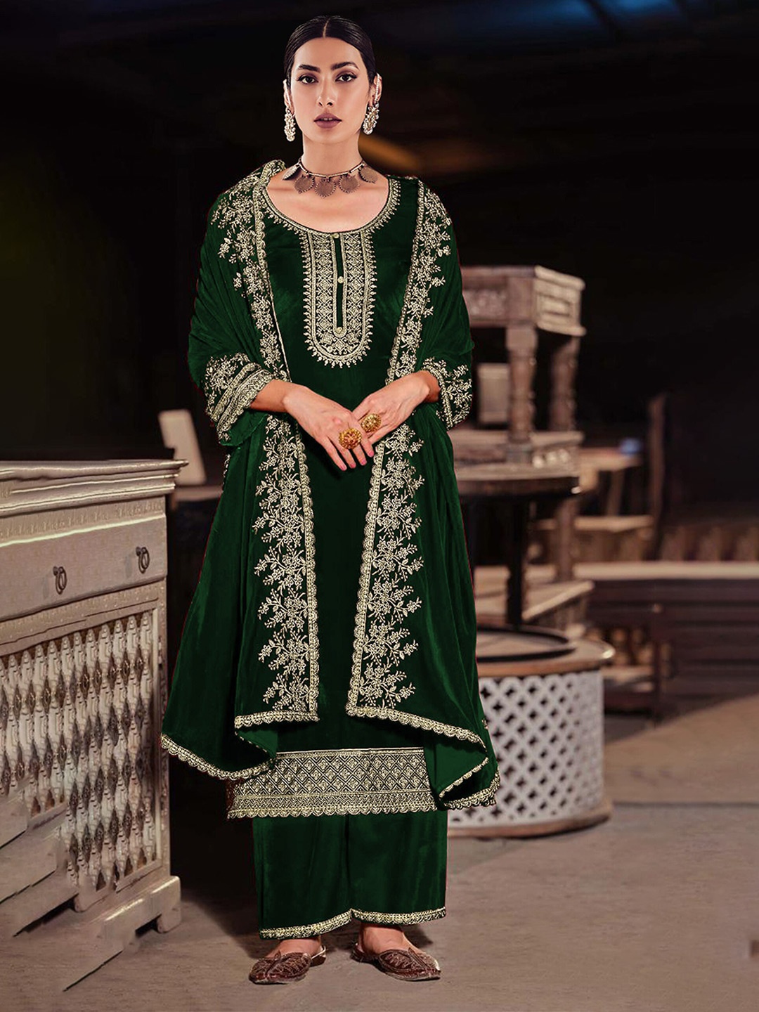 

KALINI Ethnic Motifs Embroidered Velvet Unstitched Dress Material, Green