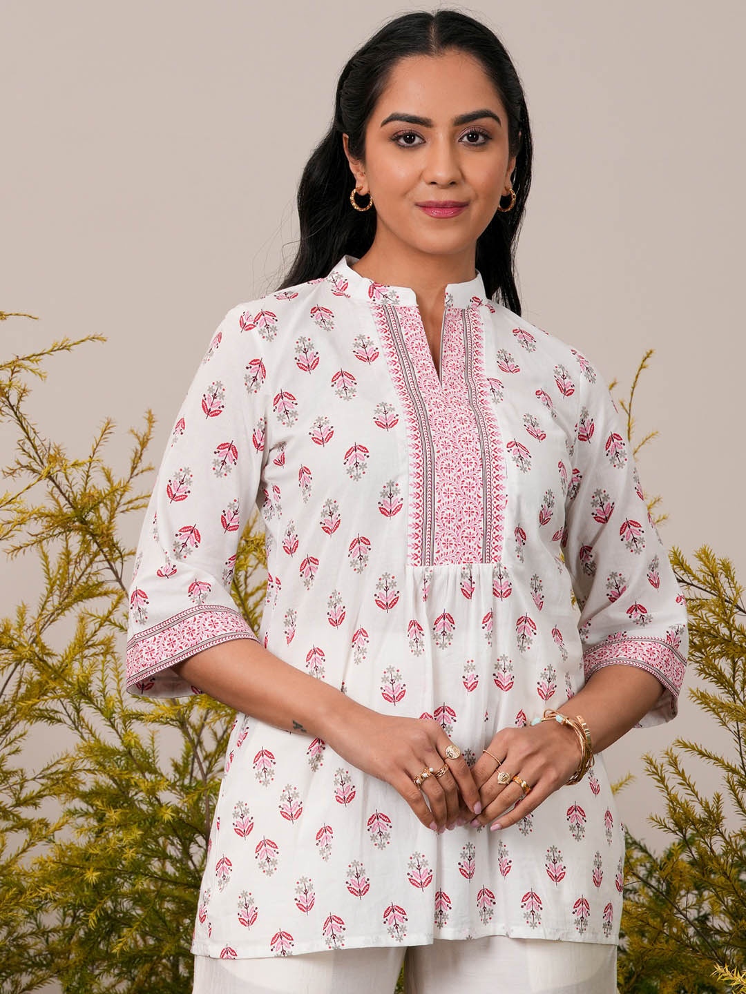 

Libas Ethnic Motifs Print Mandarin Collar Flared Sleeves Pure Cotton Pleated Kurti, White