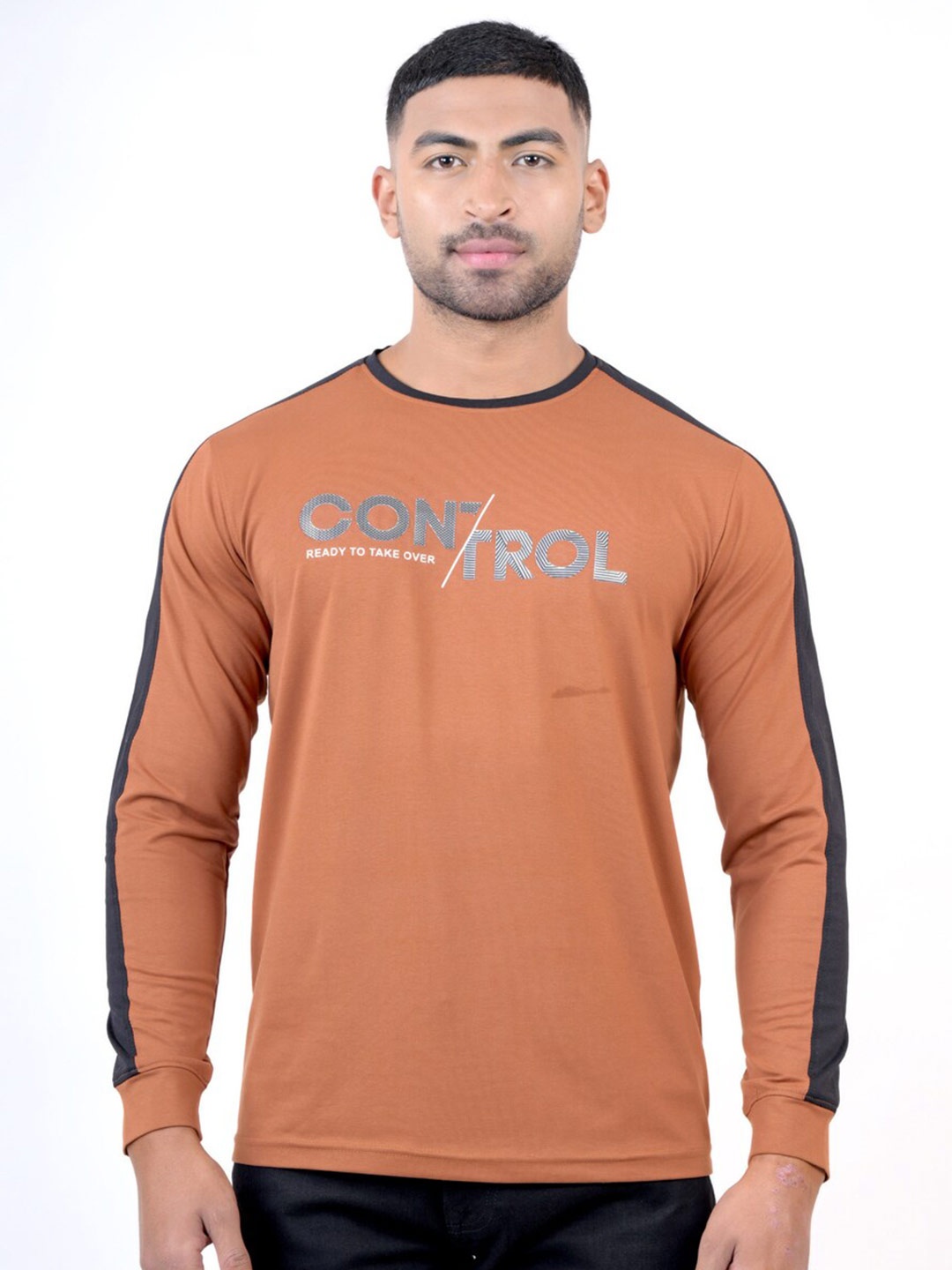 

Pontiac Typography Printed Regular Fit Cotton T-shirt, Brown