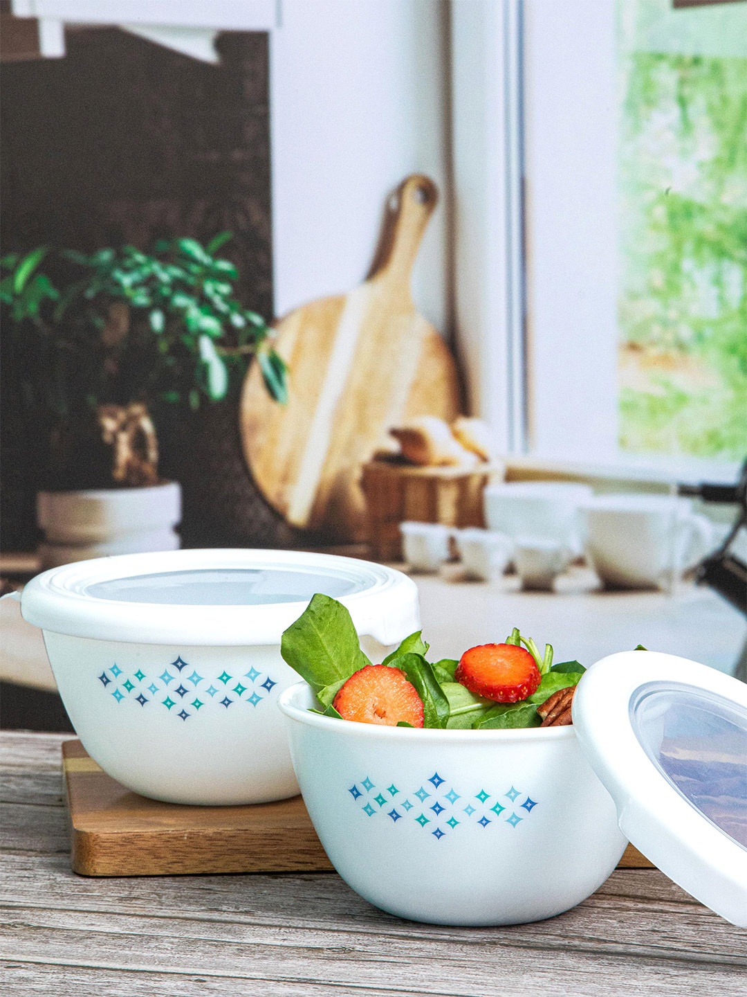 

Cello White & Blue 2 Pieces Porcelain Microwave Safe Serving Bowls With Lid 500 ml Each