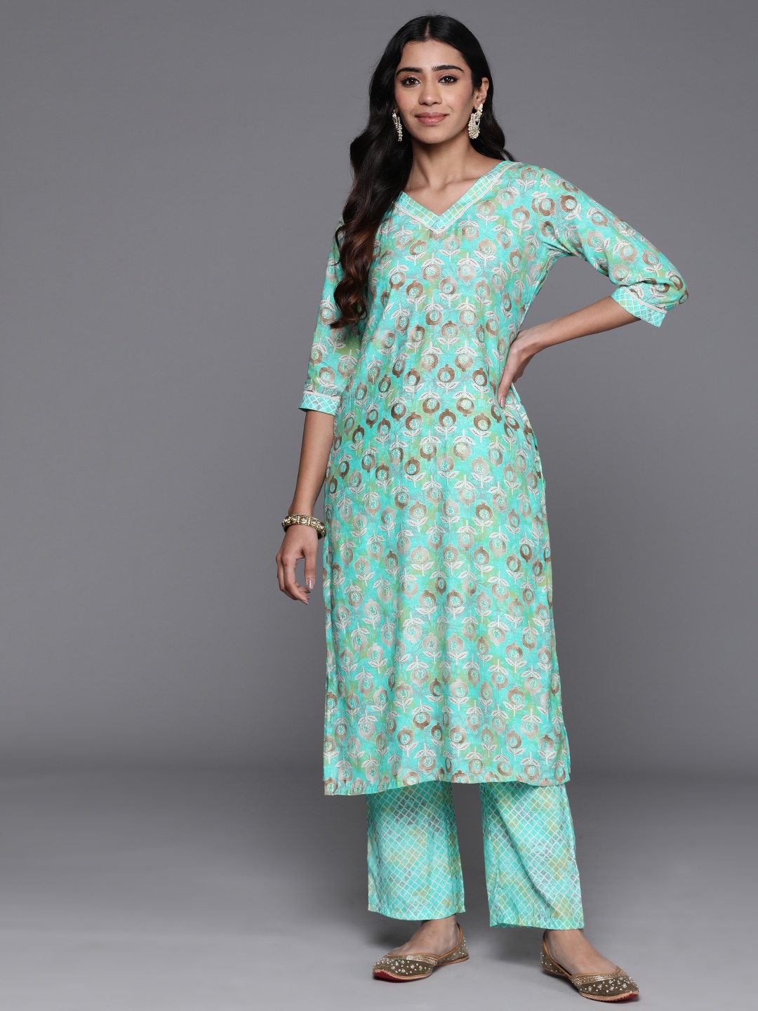 

Libas Women Floral Printed Regular Kurta with Palazzos, Turquoise blue