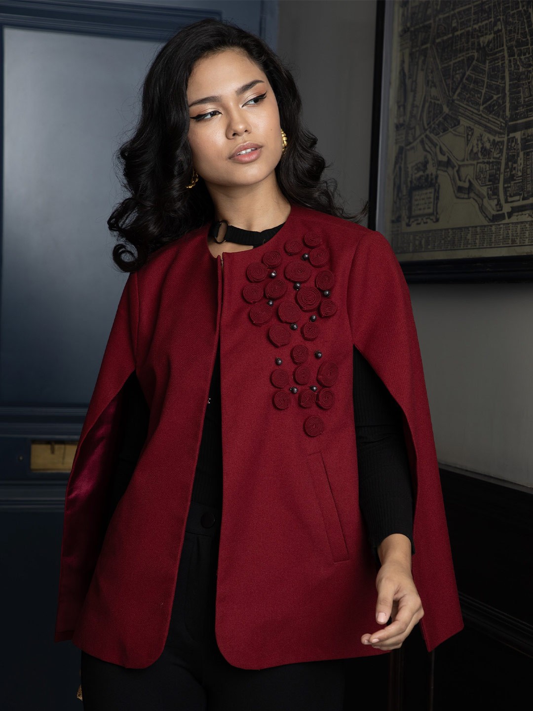 

Rhe-Ana Applique Round Neck Cape Jacket, Burgundy