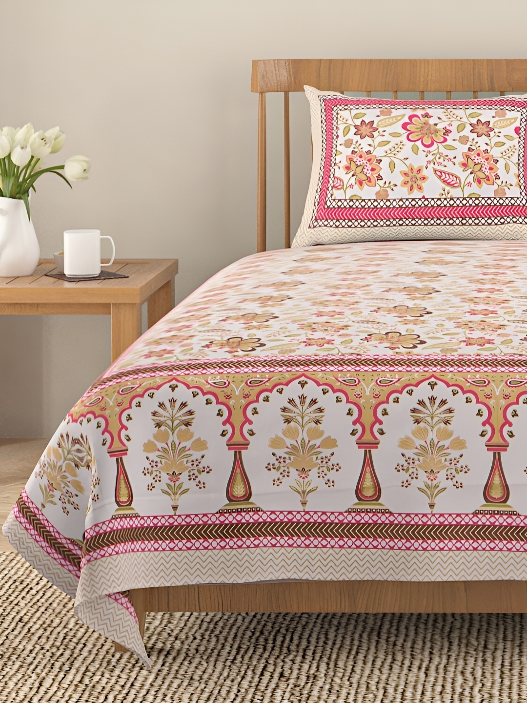 

Frizka White 210 TC King Bedsheet with 2 Pillow Covers