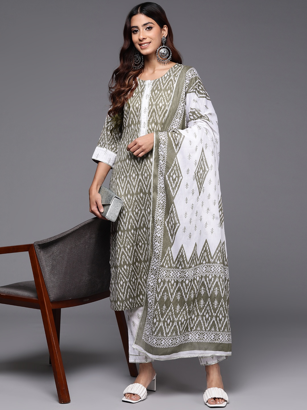 

Libas Printed Gotta Patti Pure Cotton Kurta with Trousers & Dupatta, Grey