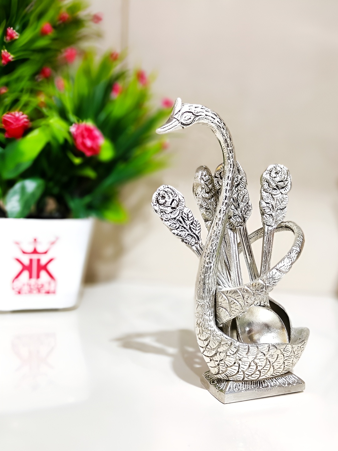 

Kridaykraft Silver-Toned Swan Spoon Stand Showpiece