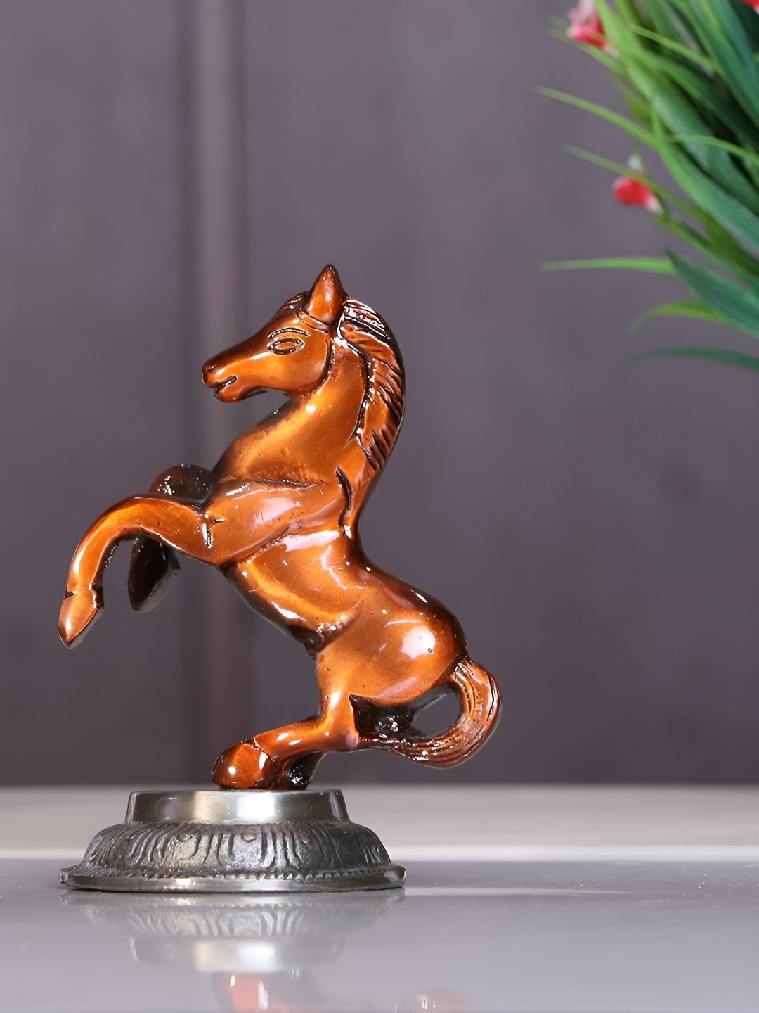 

Kridaykraft Copper-Toned Horse Showpiece