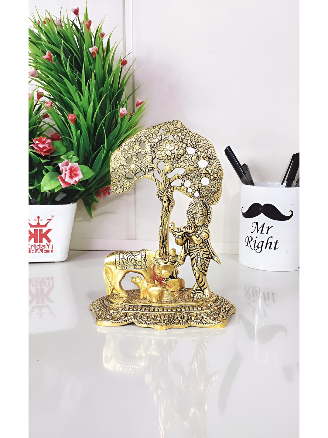 

Kridaykraft Gold Toned Metal Religious Idol Showpiece