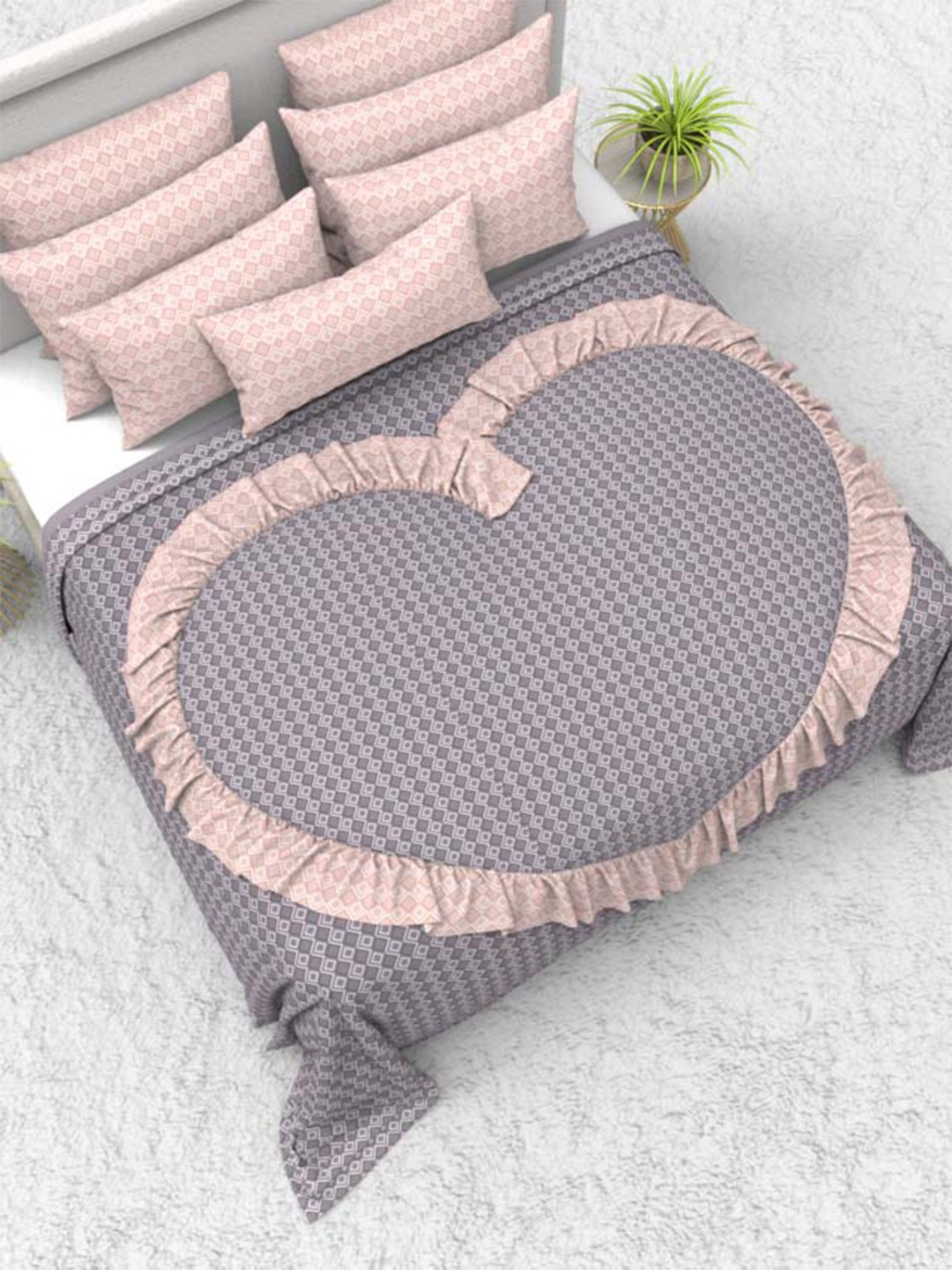 

THE WHITE MOSS Grey & Pink Geometric Printed Double Queen Bedsheet Set