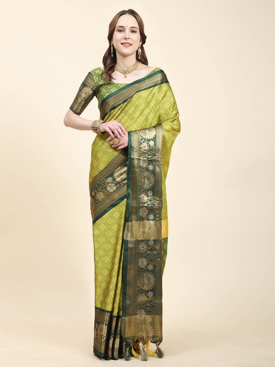 

NIWAA Woven Design Zari Silk Cotton Banarasi Saree, Green
