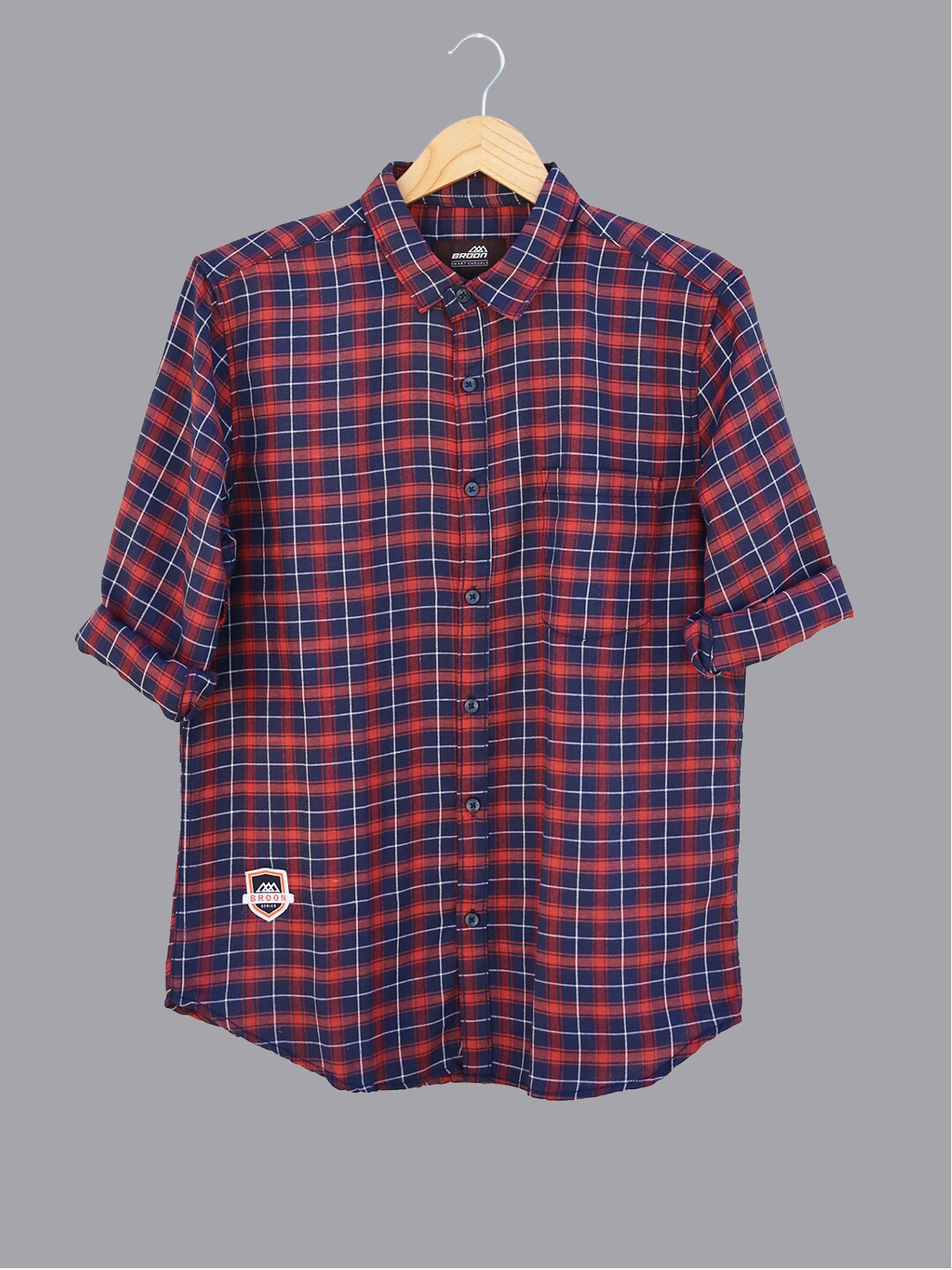 

Broon Slim Fit Tartan Checks Spread Collar Casual Shirt, Navy blue