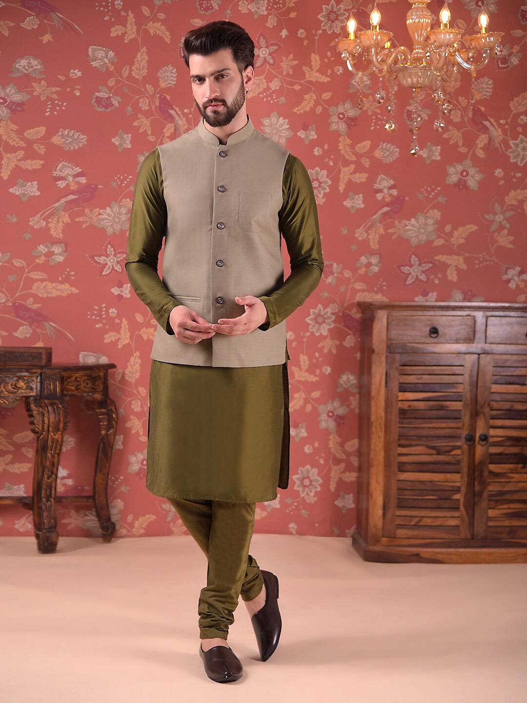 

House of Pataudi Straight Kurta With Churidar & Nehru Jacket, Silver