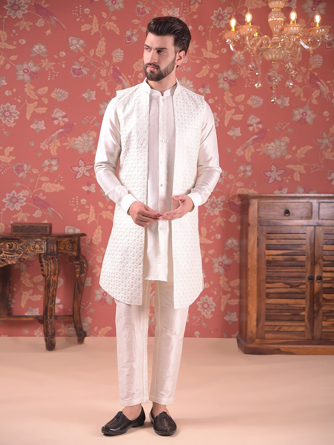 

House Of Pataudi Embroidered Nehru Jacket With Kurta & Pyjama Set, Off white