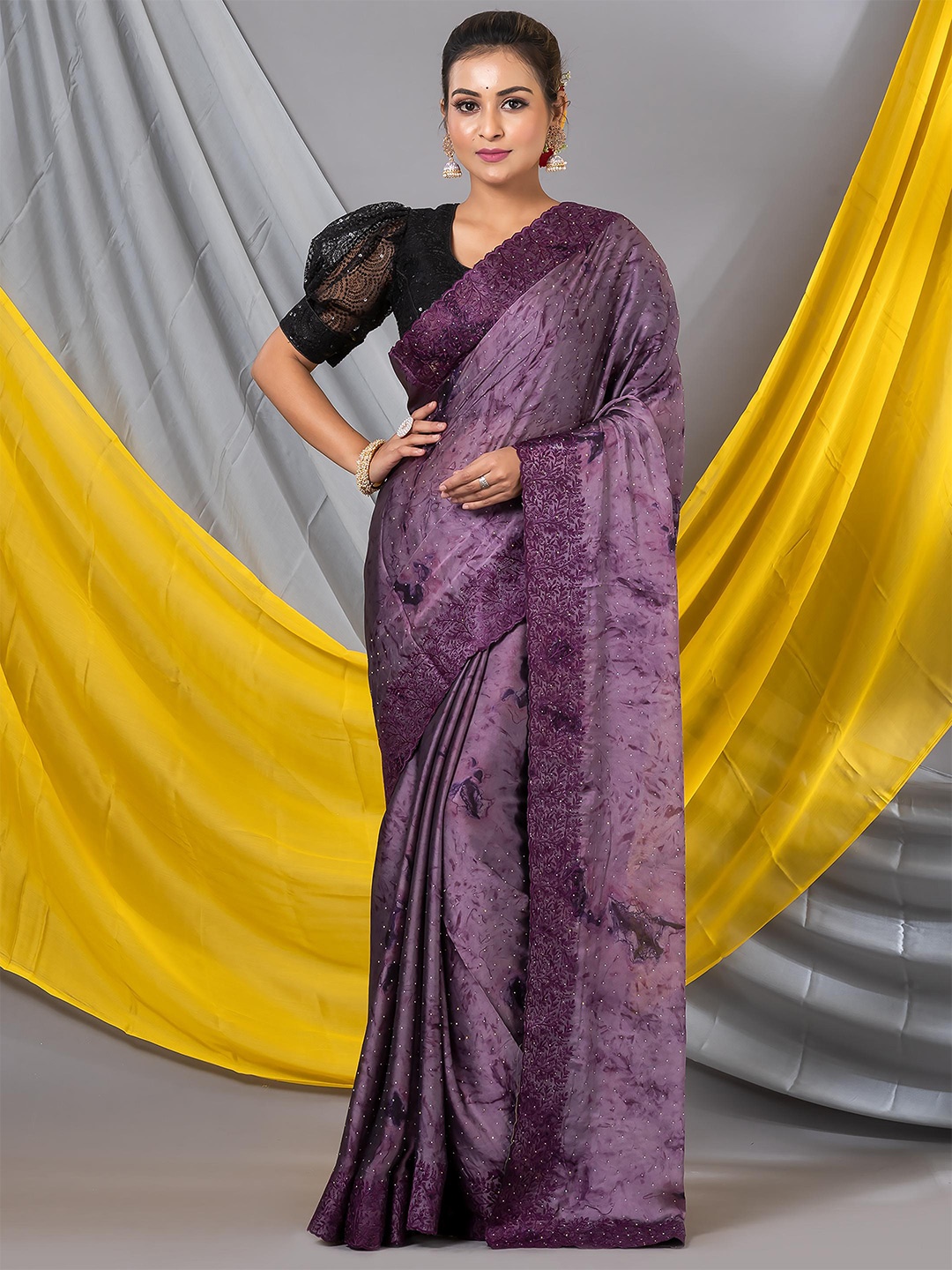 

MAHALASA Embroidered Embroidered Organza Saree, Magenta