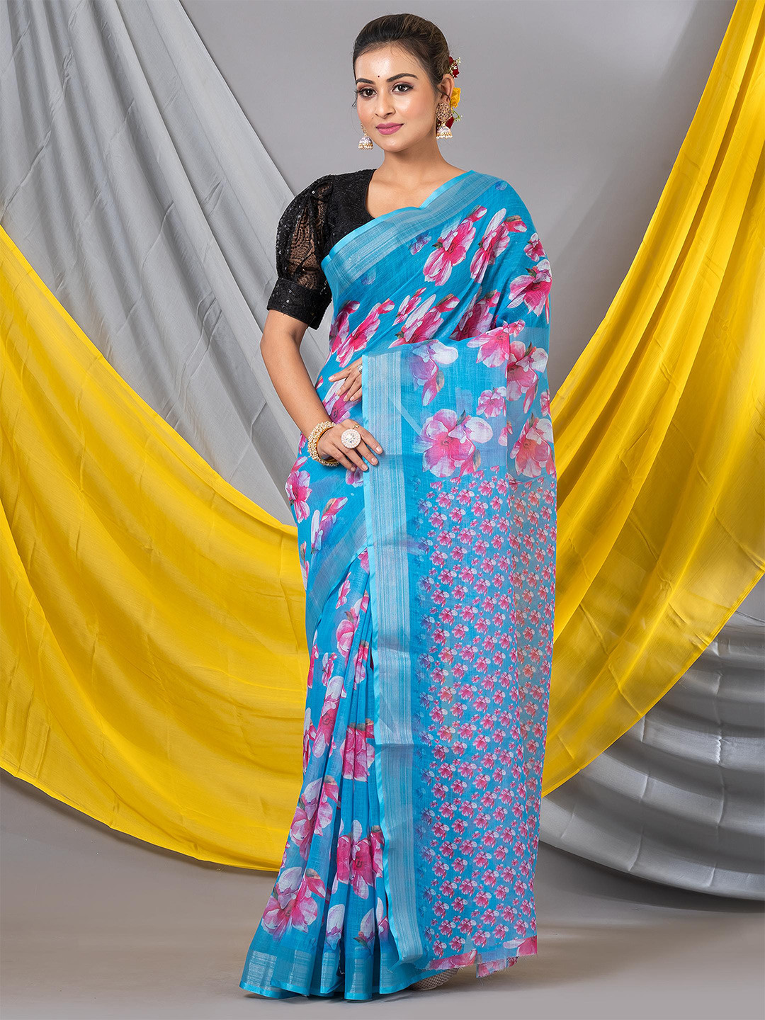 

MAHALASA Floral Printed Zari Saree, Turquoise blue