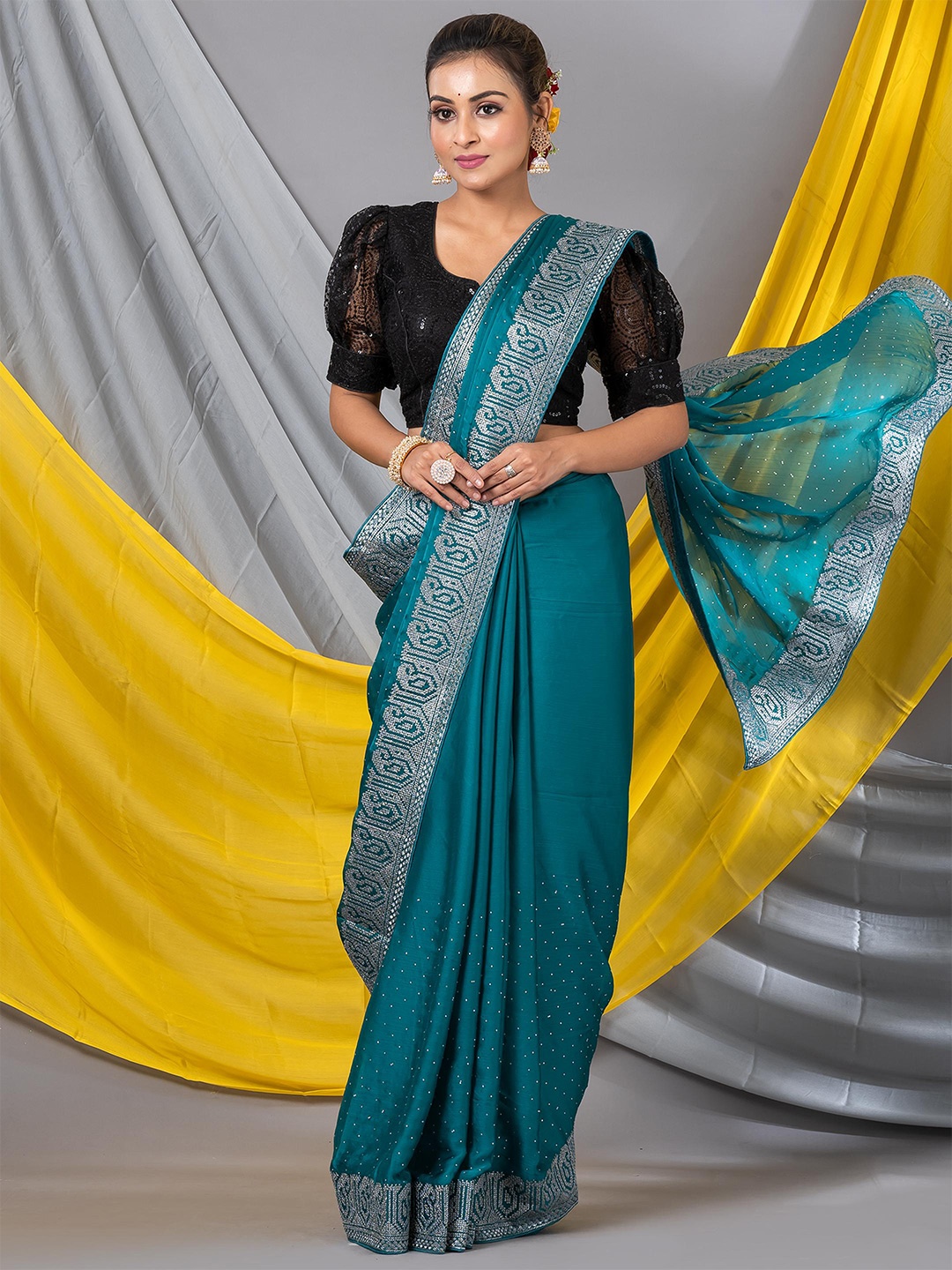 

MAHALASA Embroidered Saree, Sea green