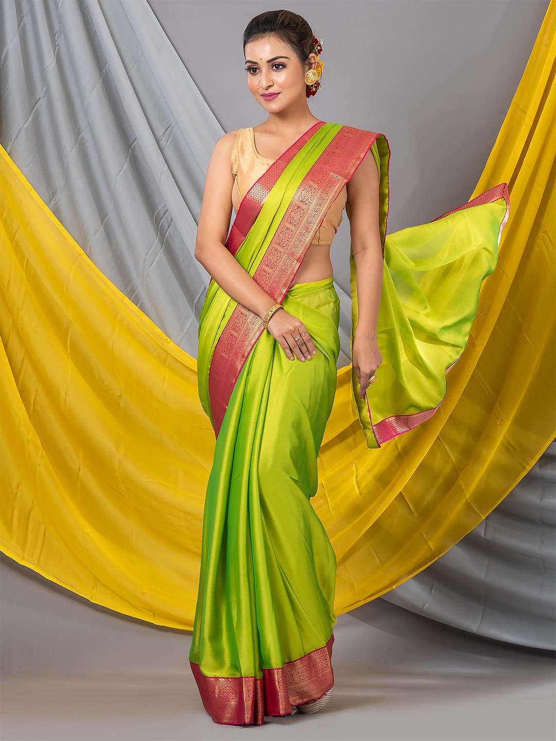 

MAHALASA Woven Design Zari Art Silk Saree, Green