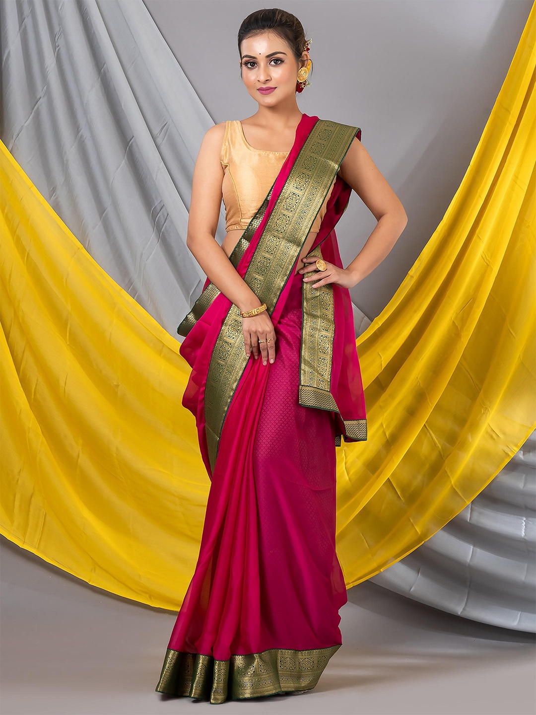 

MAHALASA Woven Design Zari Art Silk Saree, Maroon