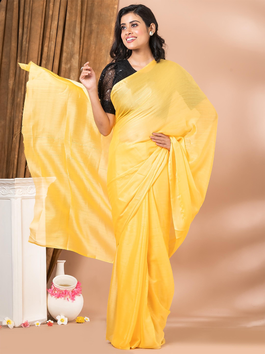 

MAHALASA Saree With Unstitched Blouse, Yellow
