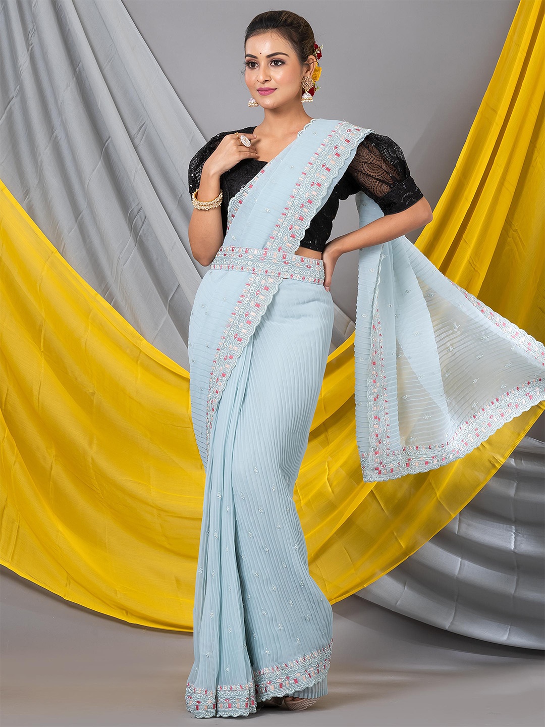 

MAHALASA Floral Embroidered Saree, Teal