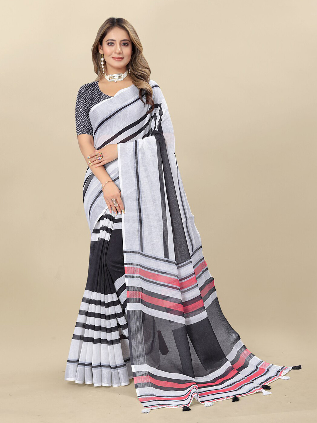 

Inithi Striped Woven Design Pure Linen Saree, White