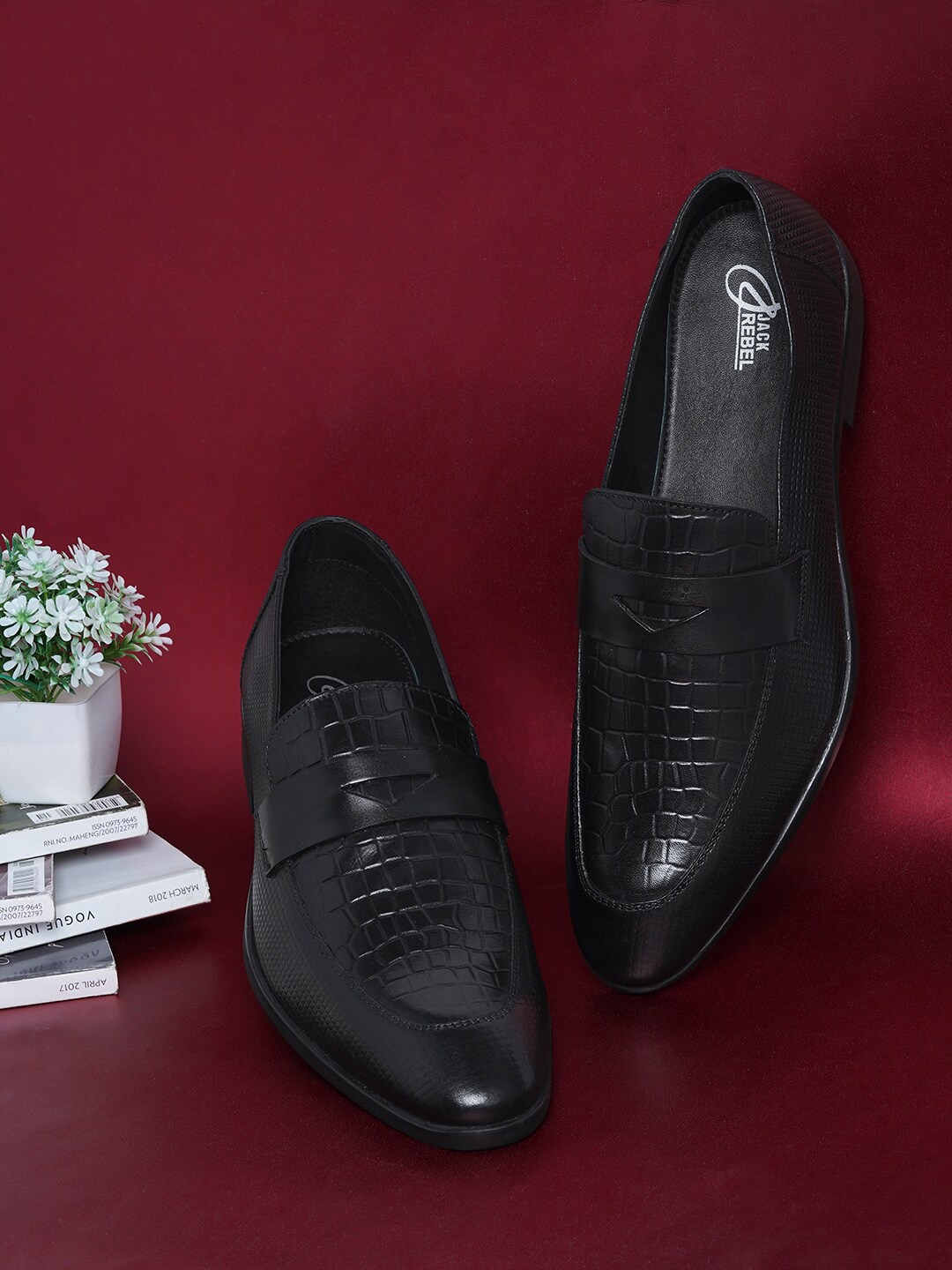 

Jack Rebel Men Textured Round Toe Leather Loafers, Black
