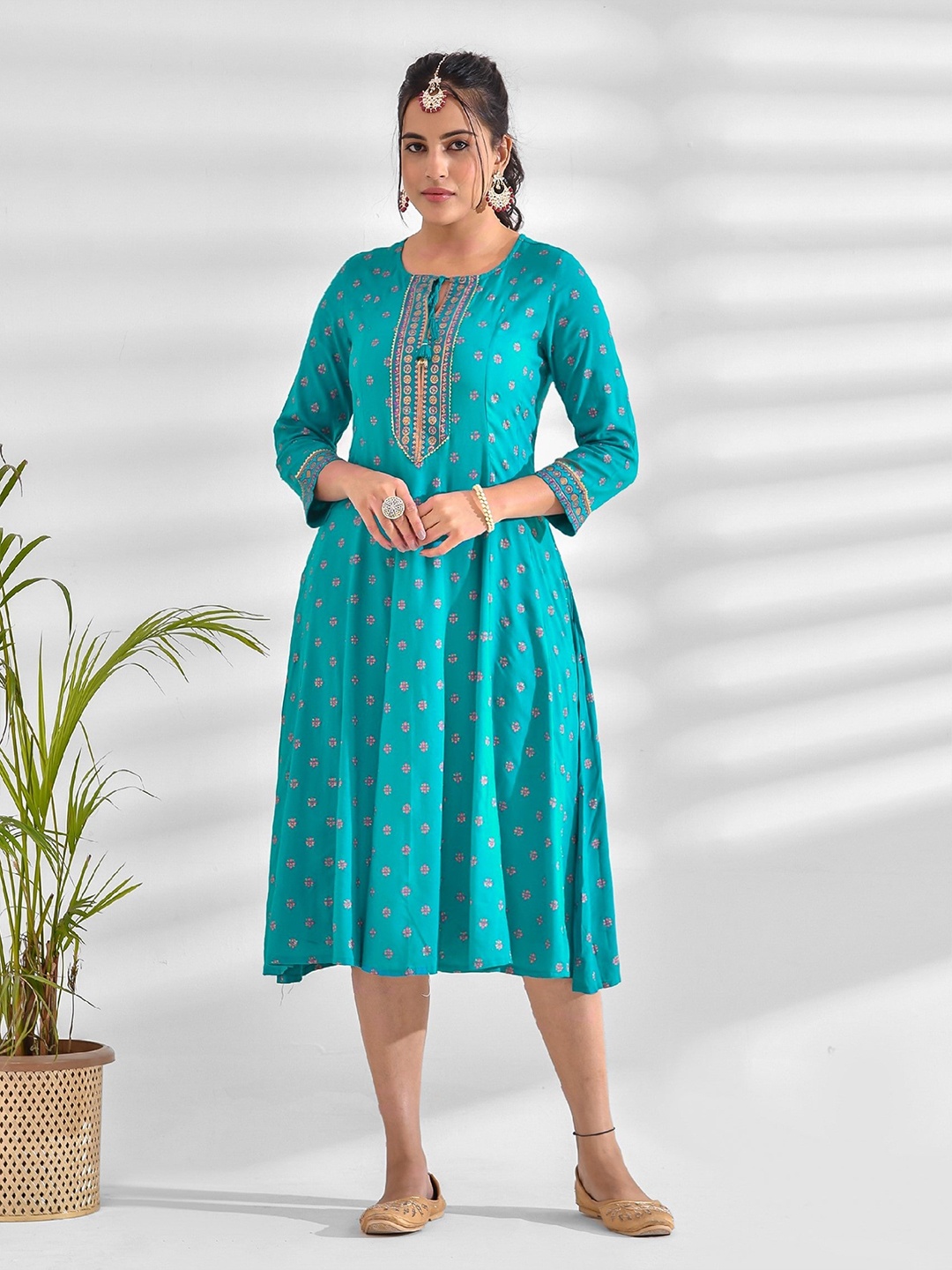 

mokshi Ethnic Embroidered Tie-Up Neck A-Line Midi Dress, Green