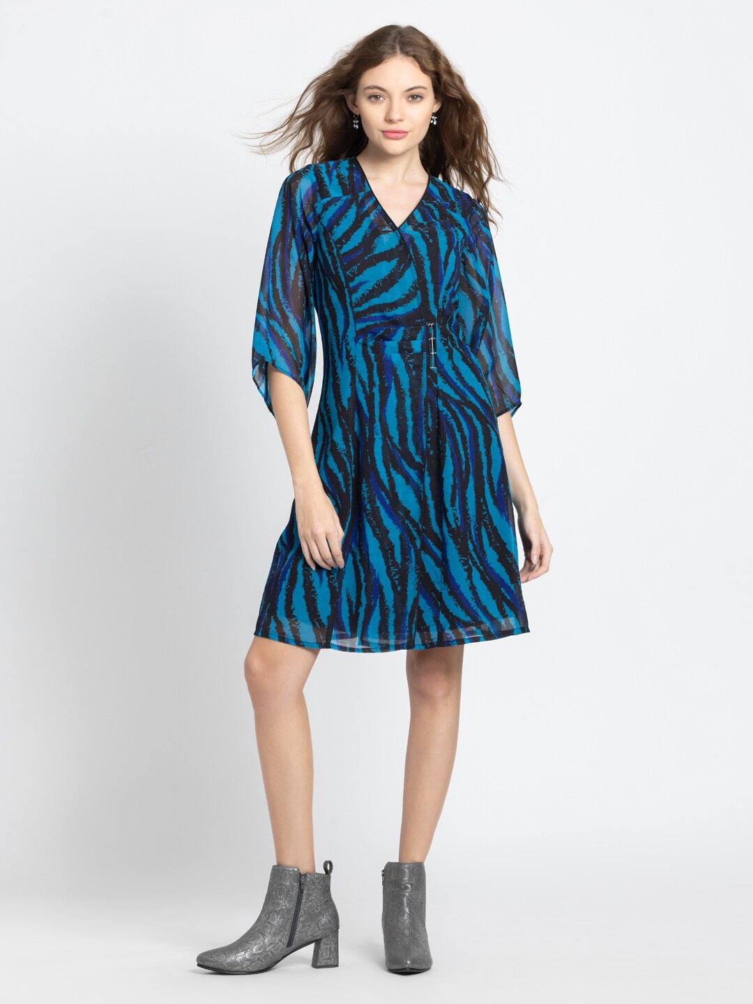 

SHAYE Animal Printed V-Neck Bell Sleeve Crepe A-Line Dress, Blue