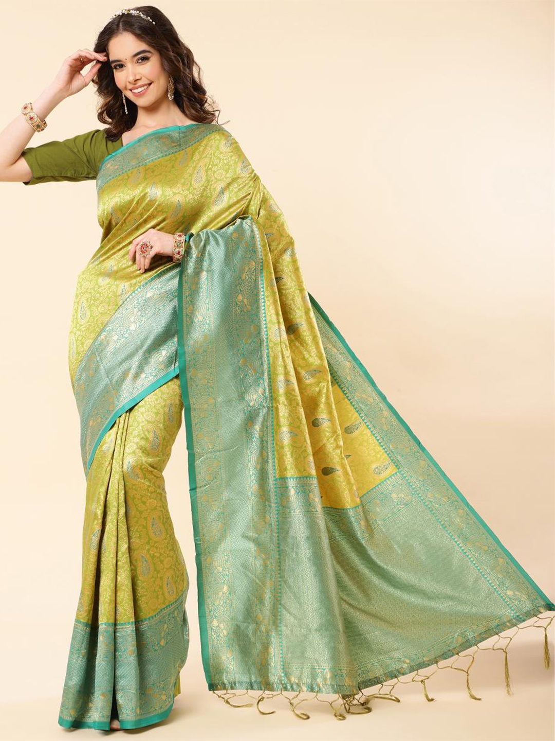 

LIMDO Ethnic Motifs Woven Design Zari Pure Silk Banarasi Saree, Lime green