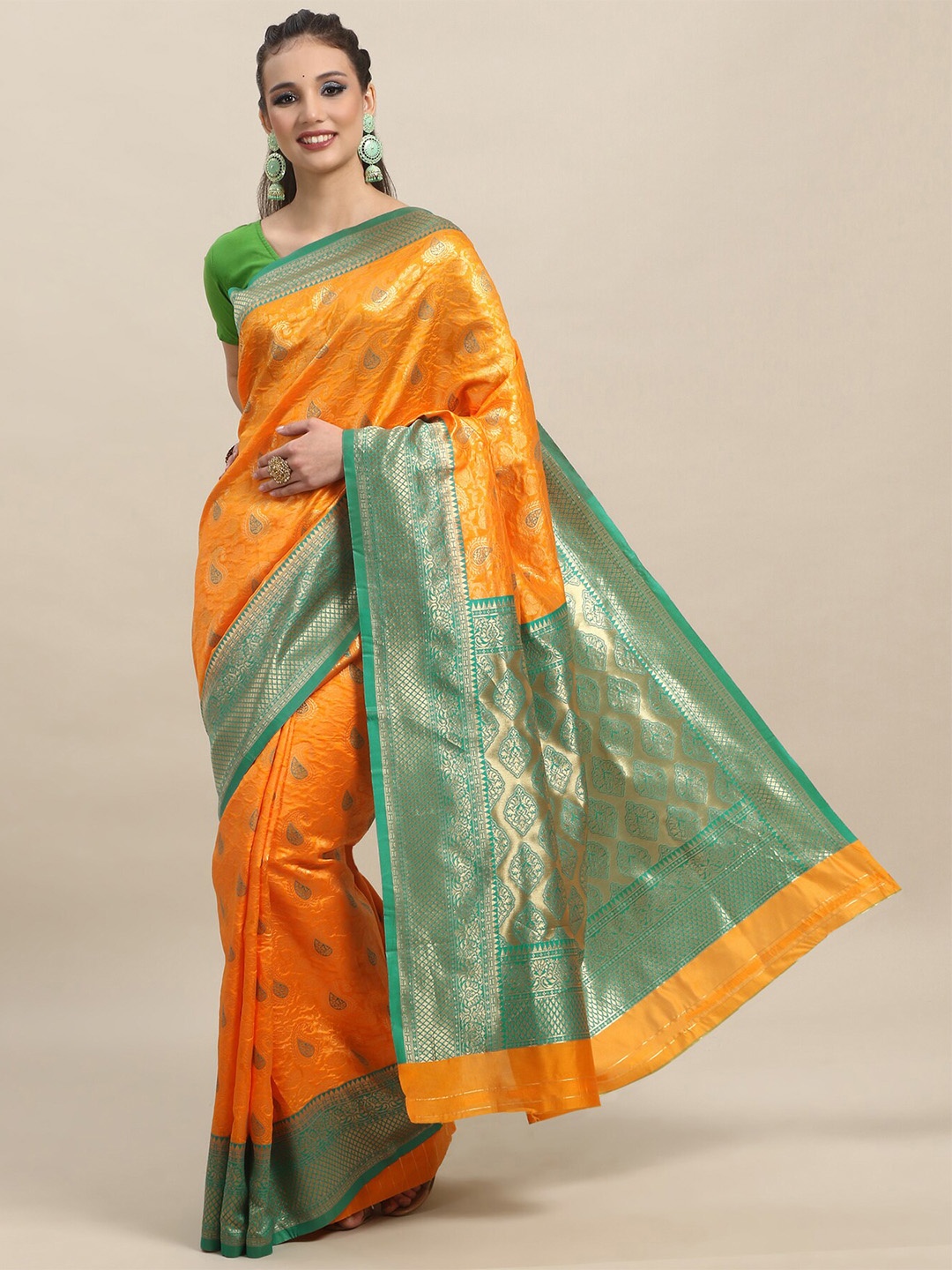 

LIMDO GoldToned and Green Ethnic Woven Design Pure Silk Banarasi Saree, Gold