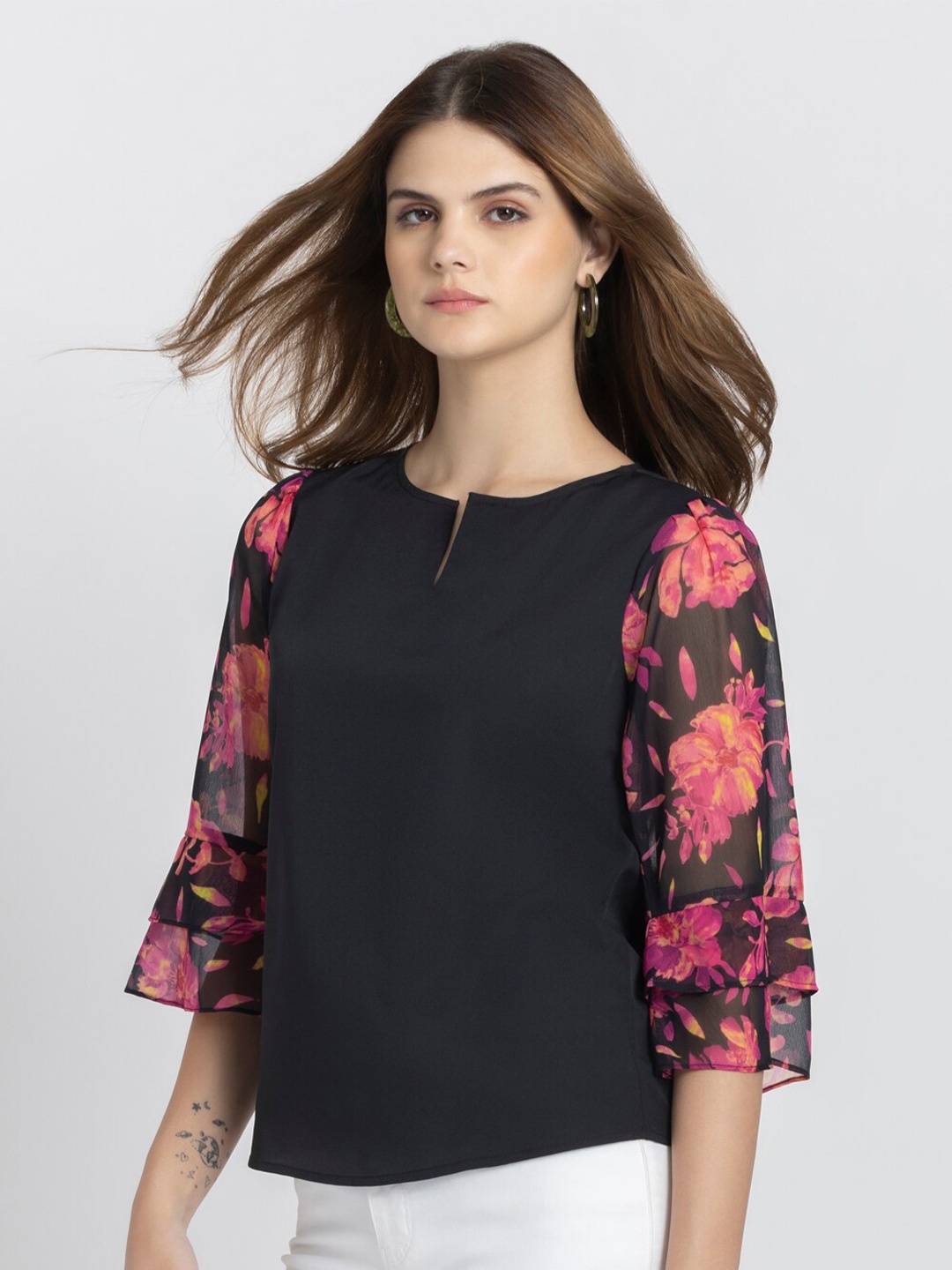 

SHAYE Floral Flared Sleeve Casual Top, Black