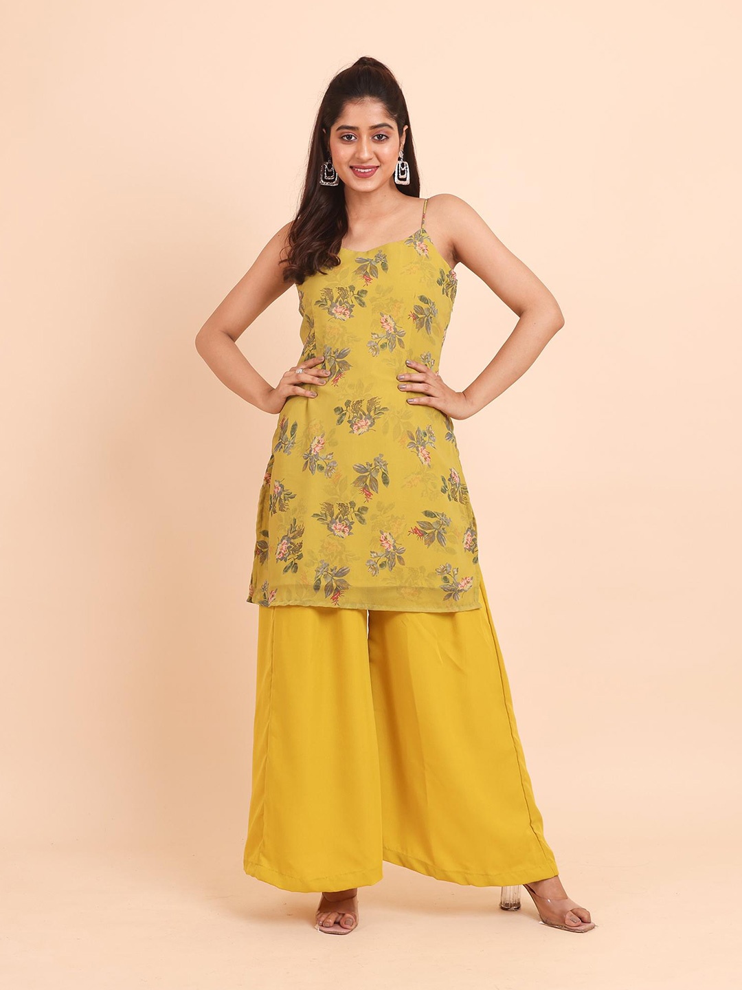 

Disli Floral Printed Regular Round Neck Straight Kurta with Palazzos, Green