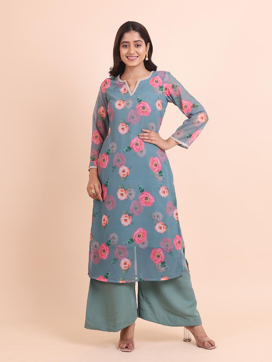 

Disli Floral Printed Regular Notched Neck Straight Kurta with Palazzos, Blue