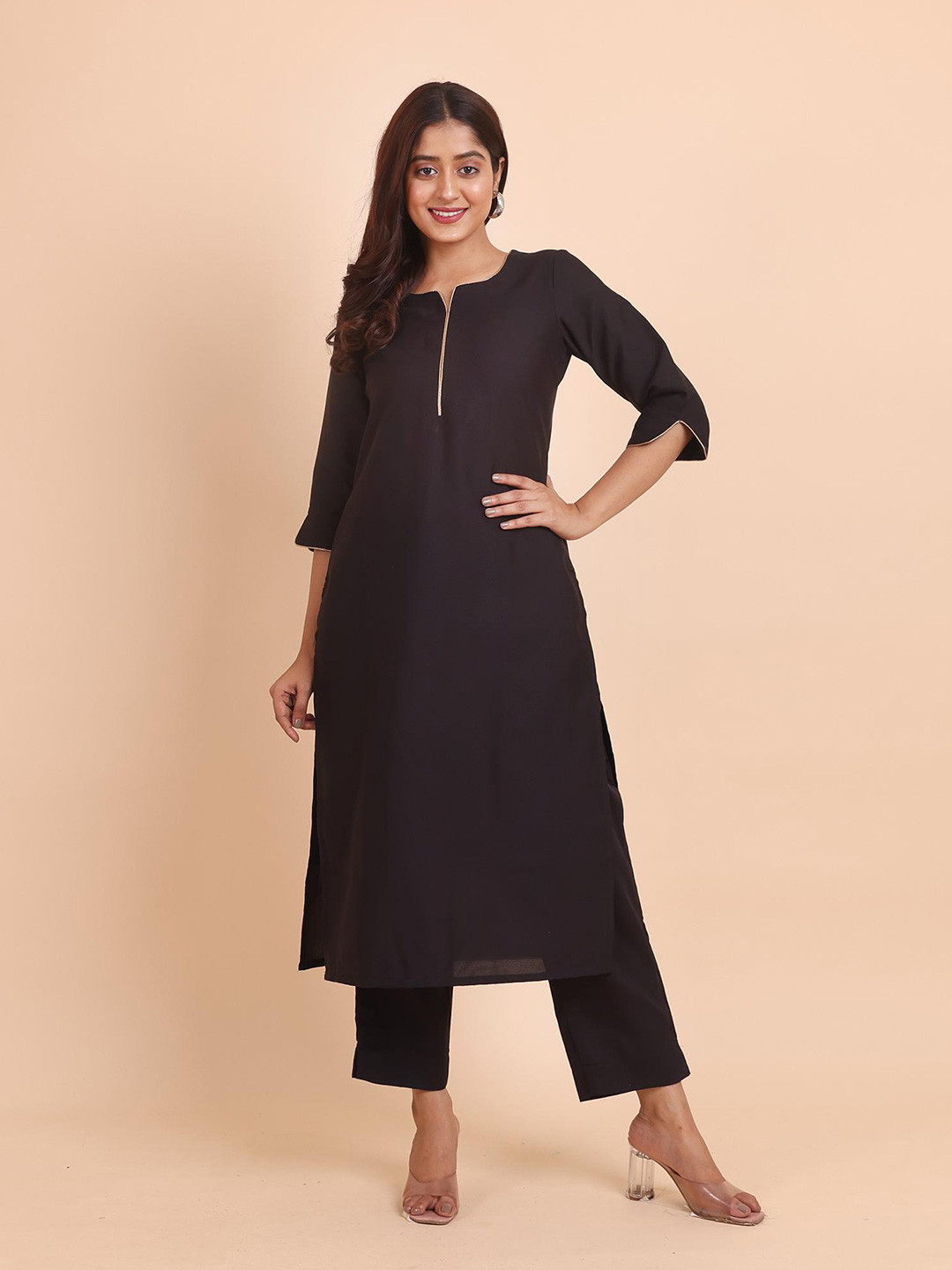 

Disli Round Neck Regular Straight Kurta with Palazzos, Black