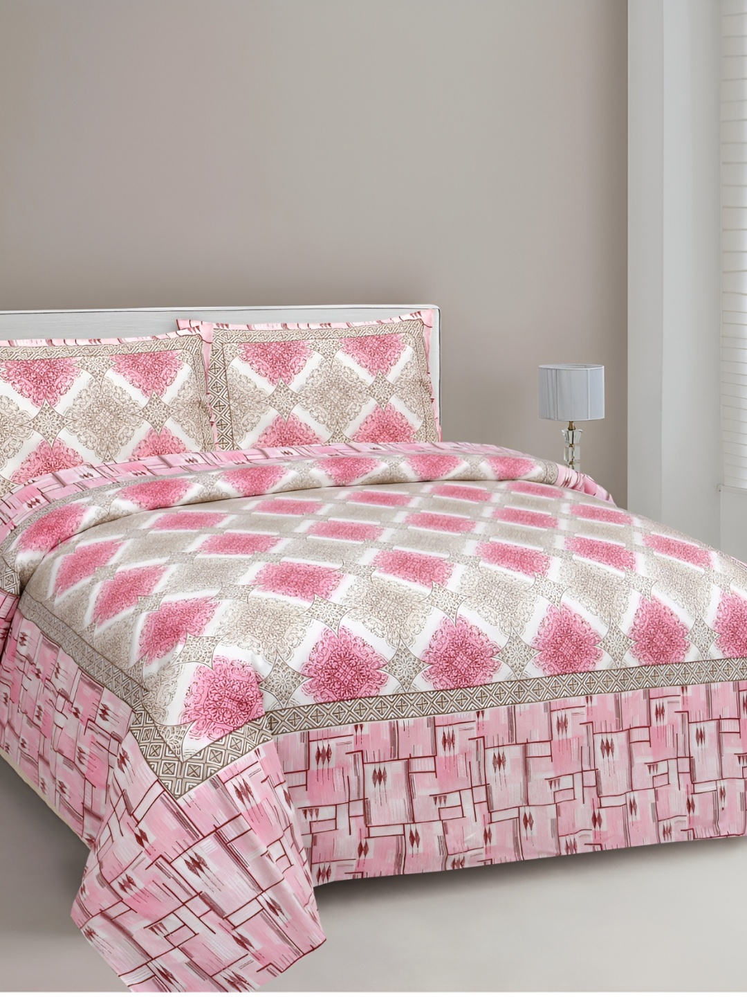 

FABROLI Pink & White Ethnic Motifs Cotton King Bedsheet with 2 Pillow Covers