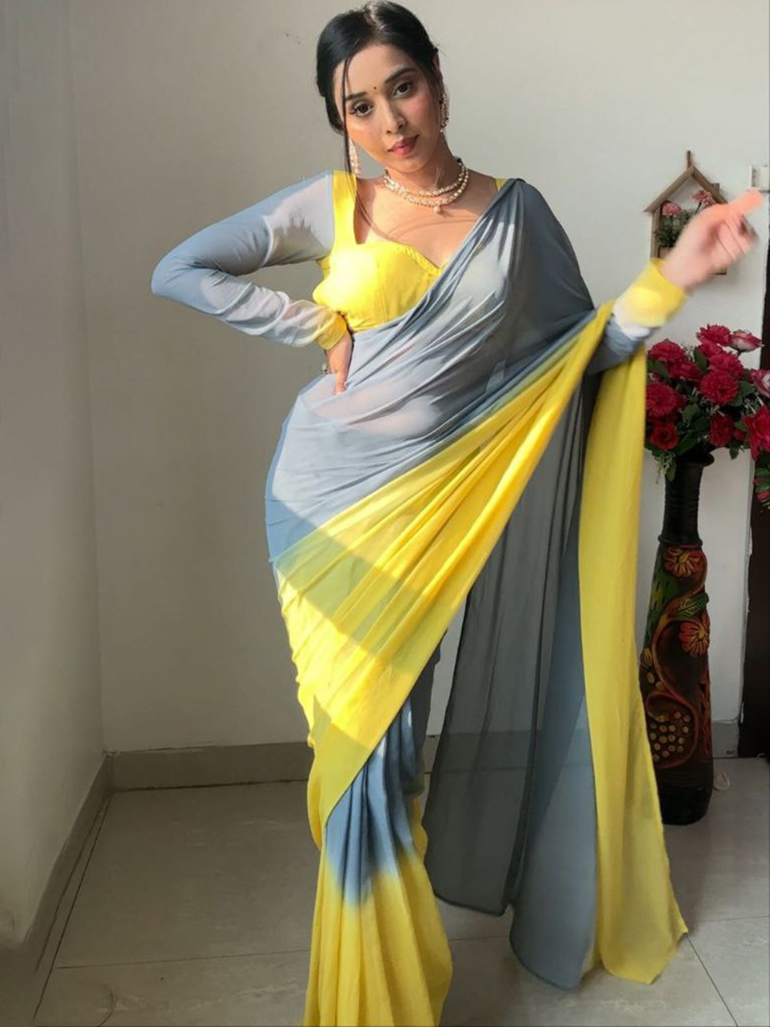 

AWRIYA Ombre Ready to Wear Saree, Grey