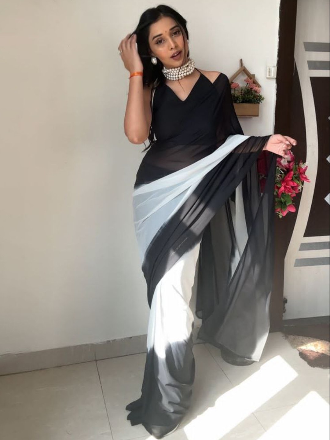 

AWRIYA Ombre Ready to Wear Saree, Black