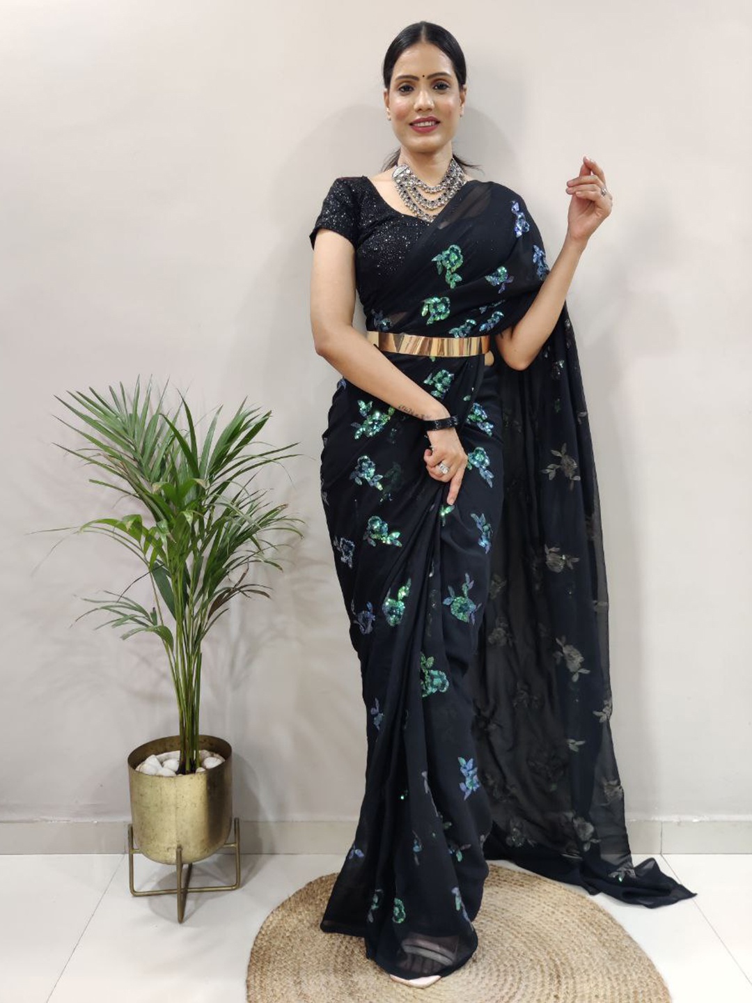 

AWRIYA Floral Sequinned Belted Ready to Wear Party Saree, Black