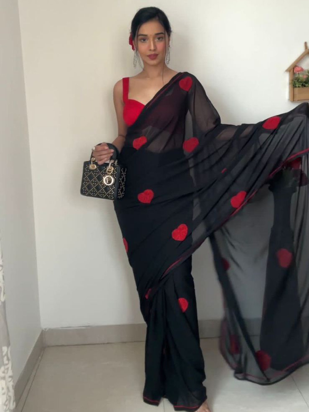 

AWRIYA Geometric Embroidered Ready to Wear Party Saree, Black