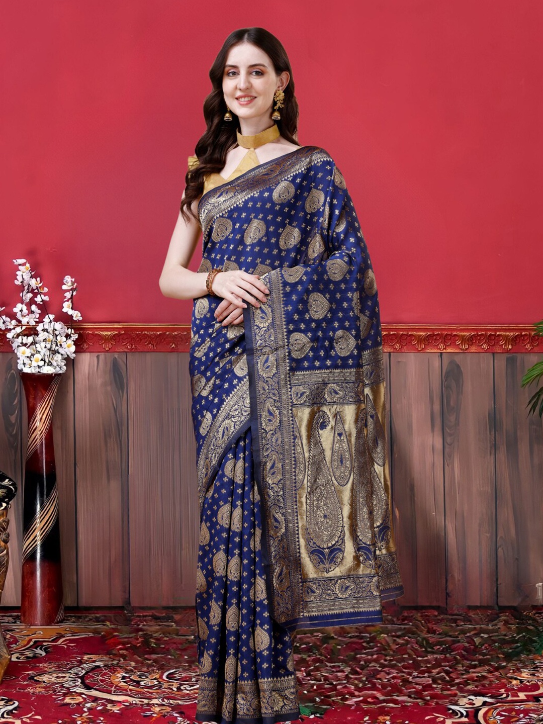 

MAGMINA Floral Patchwork Silk Cotton Banarasi Saree, Blue