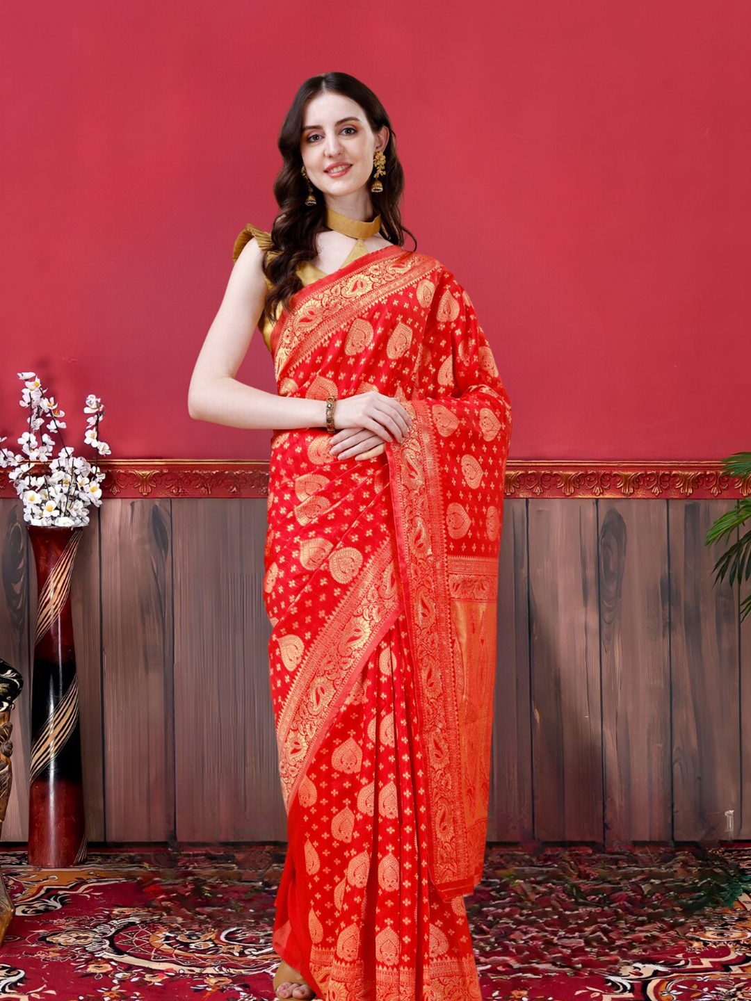 

MAGMINA Ethnic Motifs Woven Design Silk Cotton Zari Banarasi Saree, Red