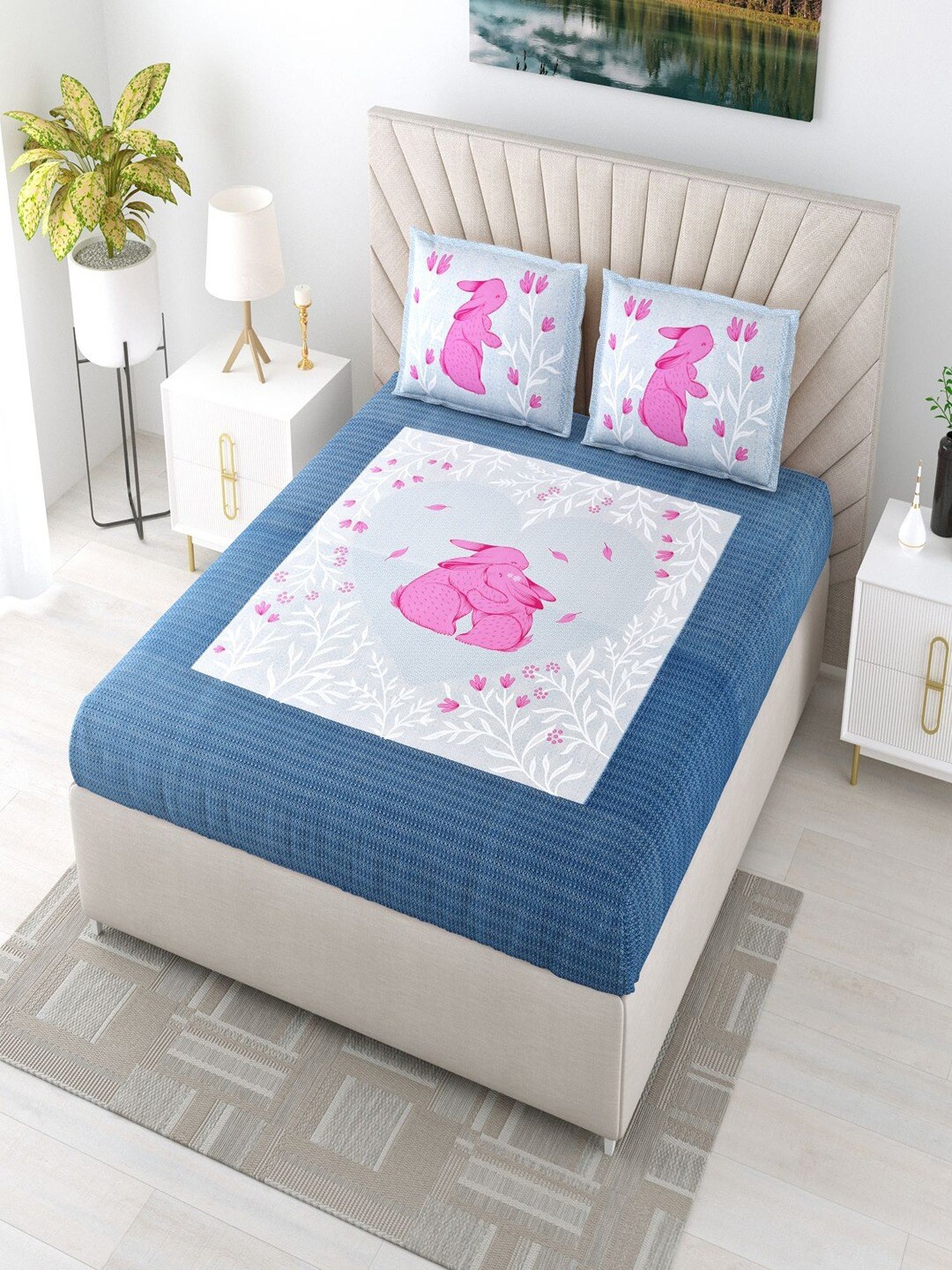 

Bombay Spreads Blue Floral 180 TC King Bedsheet with 2 Pillow Covers